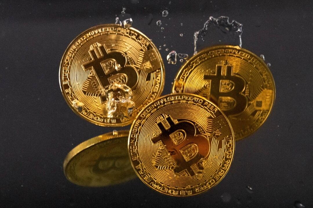 Bitcoin Eases From 18-month Low as Crypto Market Stabilizes