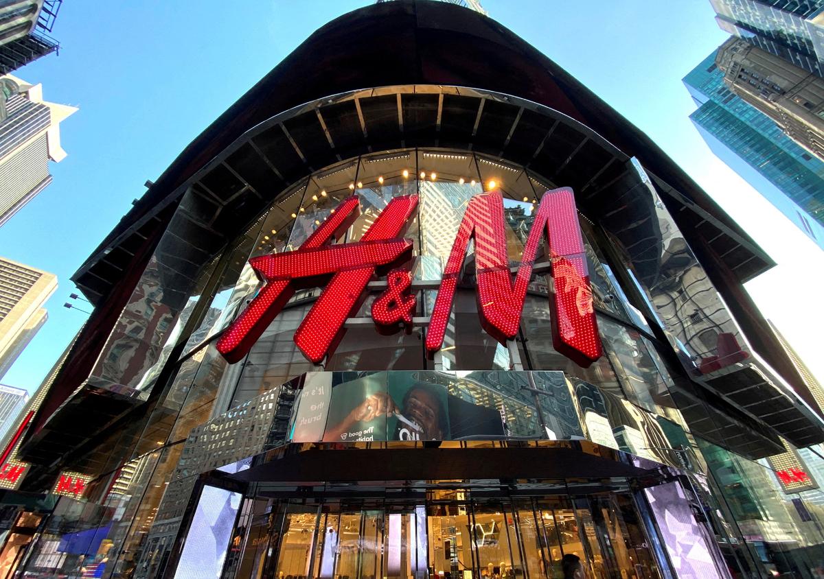 H&M Reaches $36 Million Settlement With New York Over Unused Gift Cards