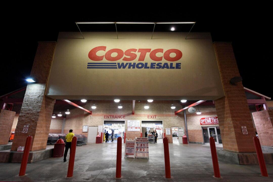 Union Threatens Costco With Walkout Unless ‘Record-Breaking’ Agreement Signed