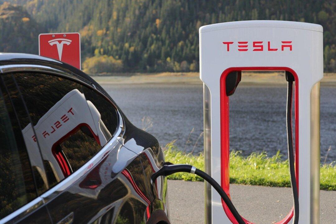 Here’s Why Tesla Could Make a Big Move After Fed Decision