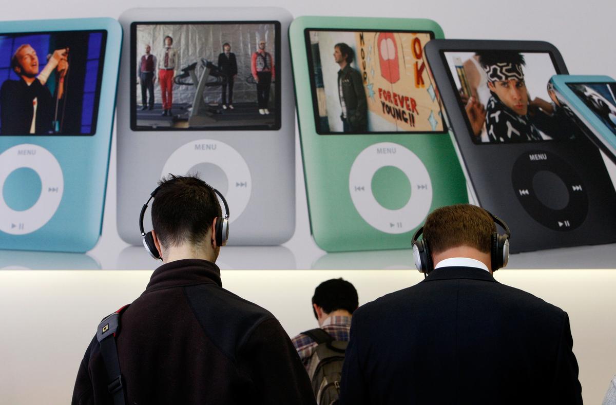 Apple’s iPod Is Coming to an End, but ‘The Music Lives On’