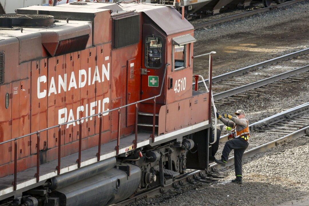 Train Containing Hazardous Materials Derails in Minnesota