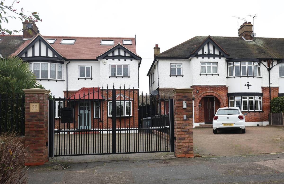 UK Plan to Allow Neighbours to Veto Planning Permission ‘Utter Madness’: Transport Committee Chairman
