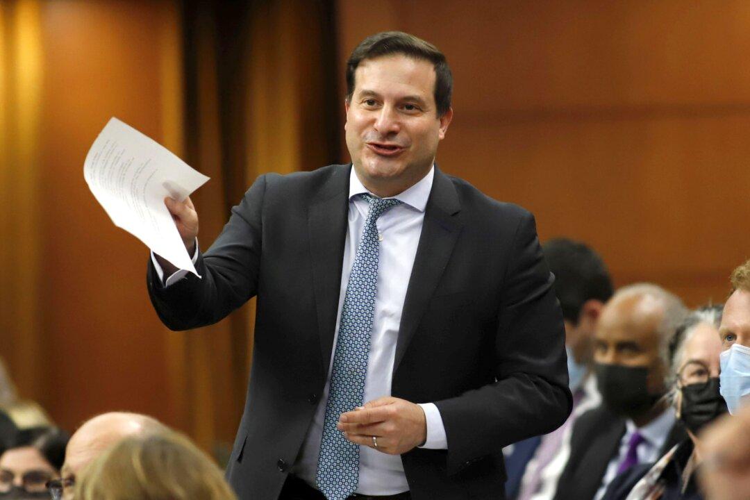 Public Safety Department Censored ‘Hundreds of Pages’ of Freedom Convoy Documents, Says Bloc MP
