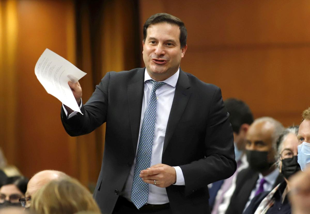 Public Safety Minister Says Police Request for Tools Led to Invoking Emergencies Act