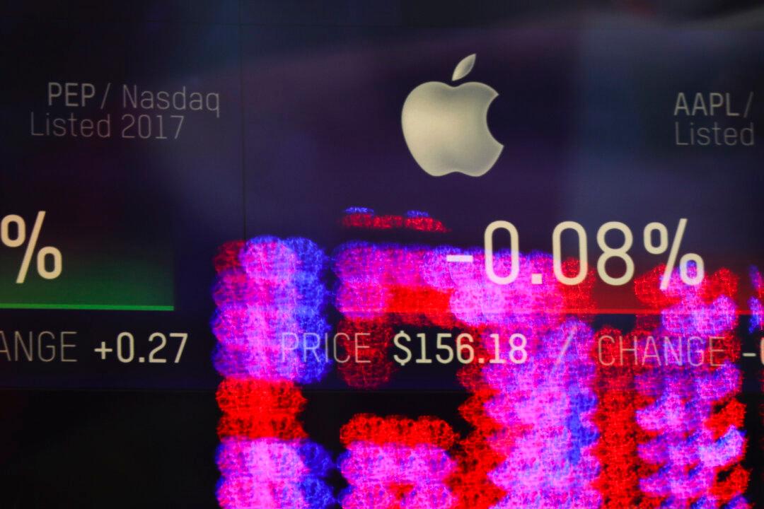 Nasdaq Sheds Almost $1 Trillion