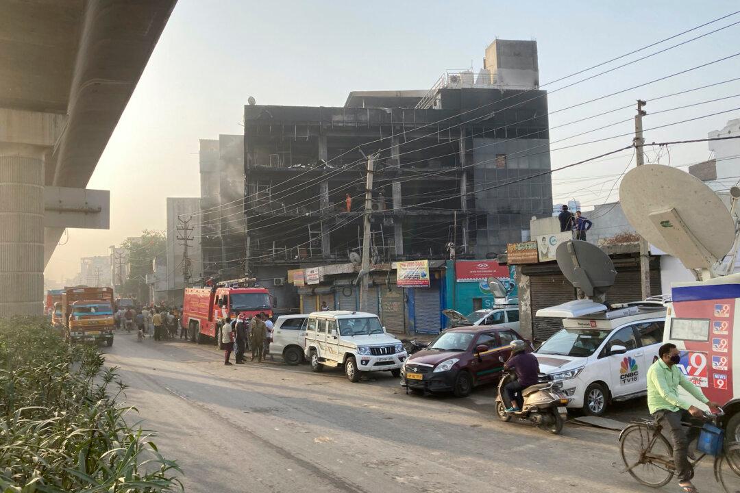 Fire in Commercial Building in India Kills at Least 27; Police Arrest 2