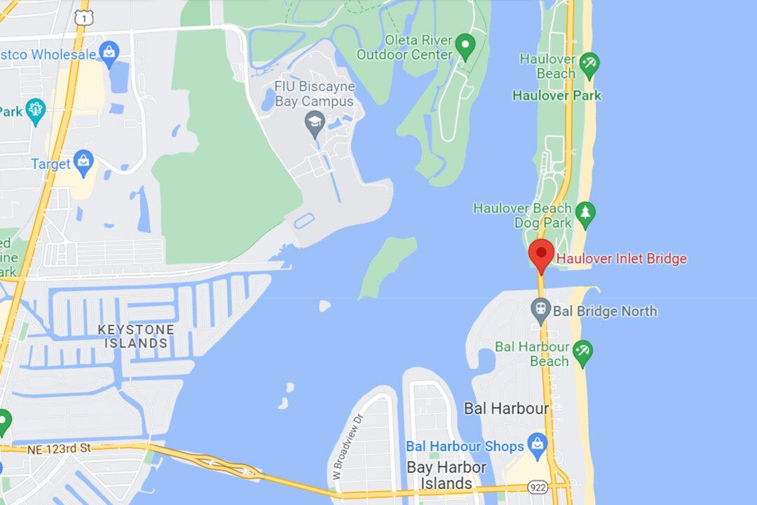 Small Plane Crashes on Bridge Near Miami, Striking an SUV