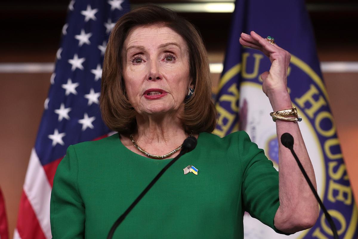 DUP Leader Hits Back After Nancy Pelosi Wades Into Northern Ireland Debate