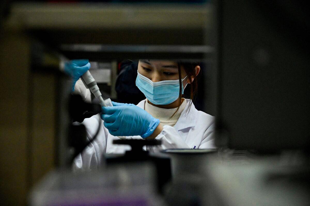 Journal Publisher Retracts Over 300 Chinese-Affiliated Papers, Citing Fake Peer-Review Process