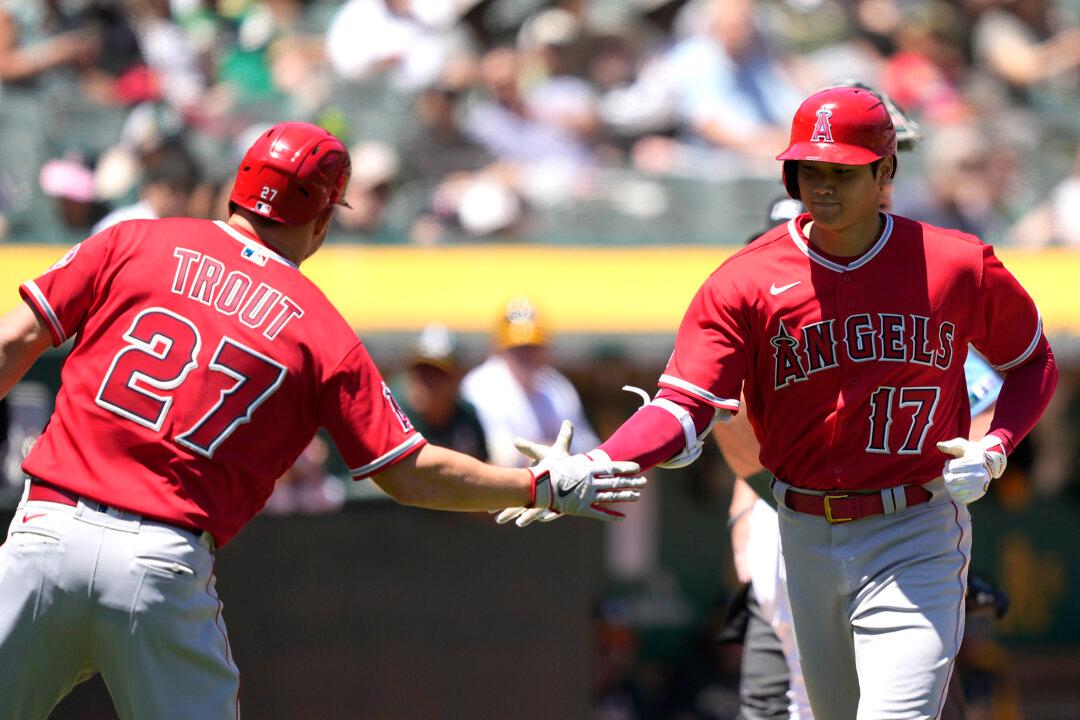 Angels Win 4–1 Against A’s as Pitcher Sandoval Battles and Ohtani Hits 8th Homer