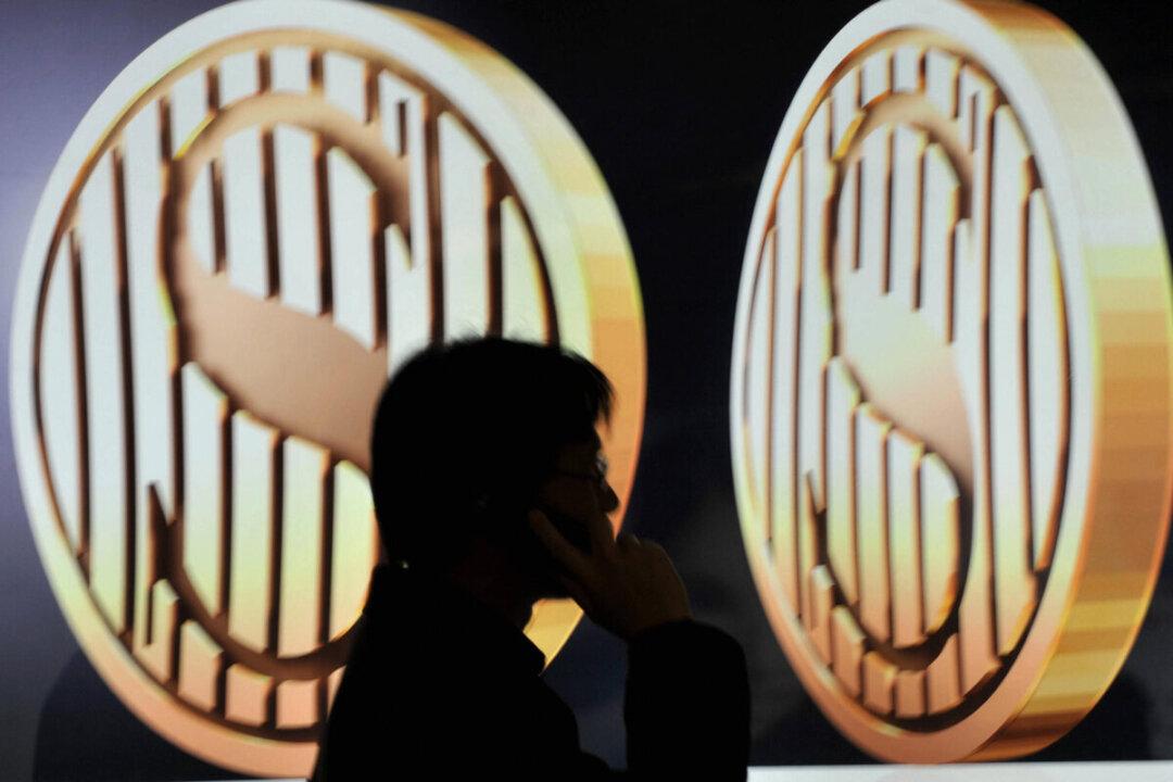 Hong Kong Raises Interest Rate, its USD-Pegged System May Detonate Asset Bubble