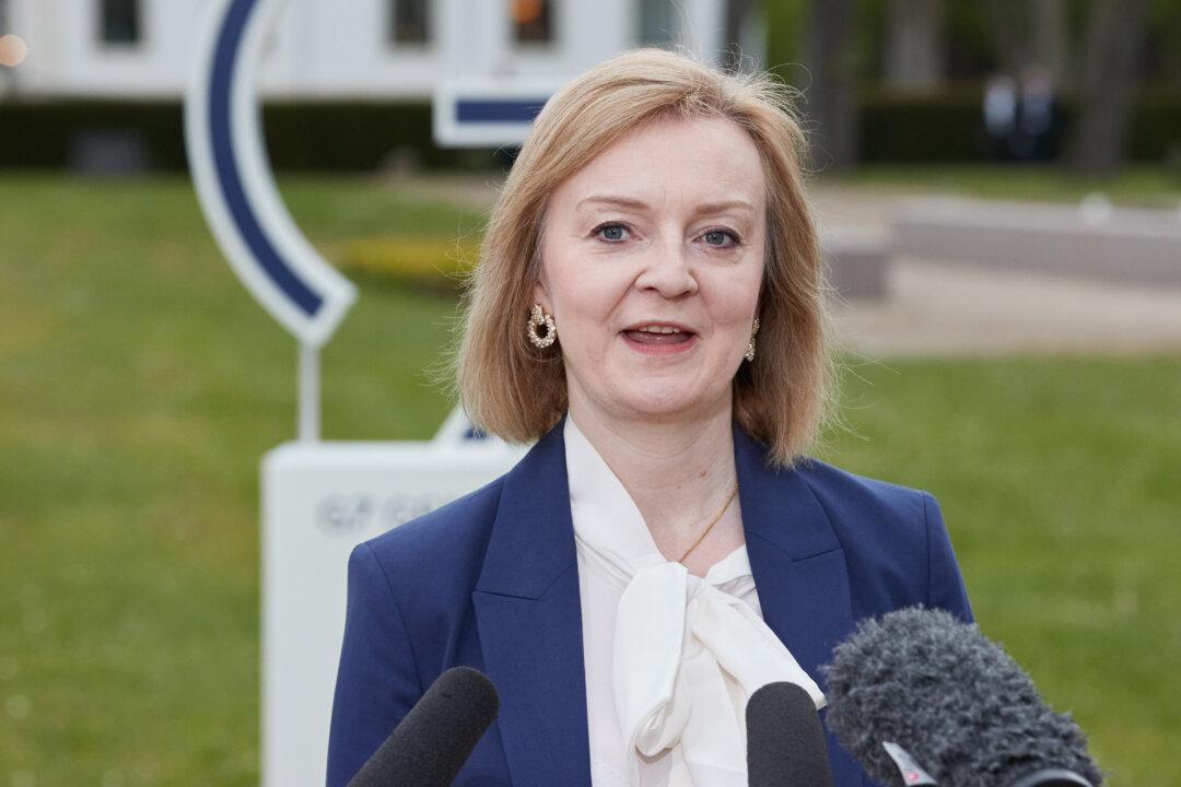 UK to Introduce Law Overriding Northern Ireland Protocol of Brexit Trade Deal