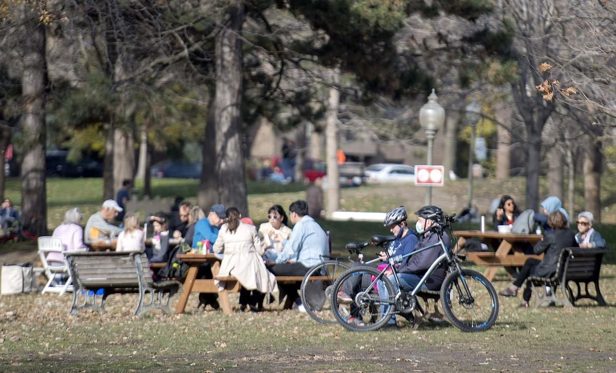 John Robson: People Move to Canada to Be Canadian, Not Hyphenated Canadians