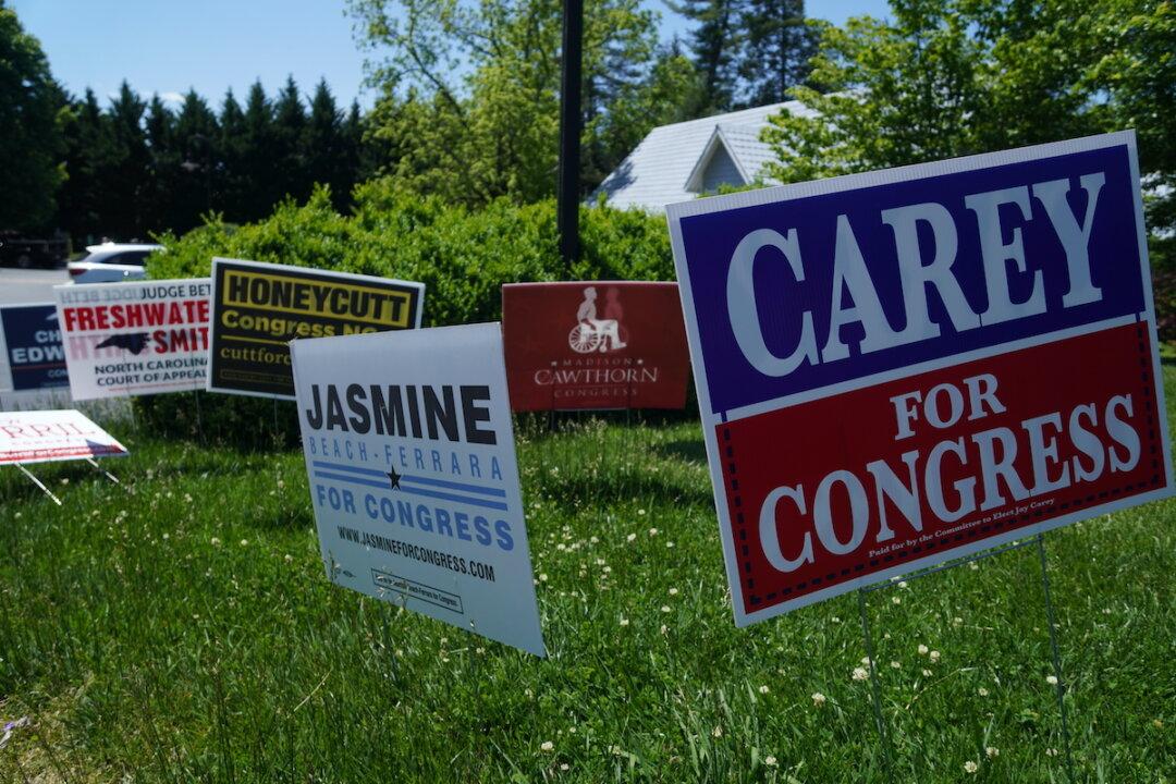 North Carolina Voters Head to Primary Polls