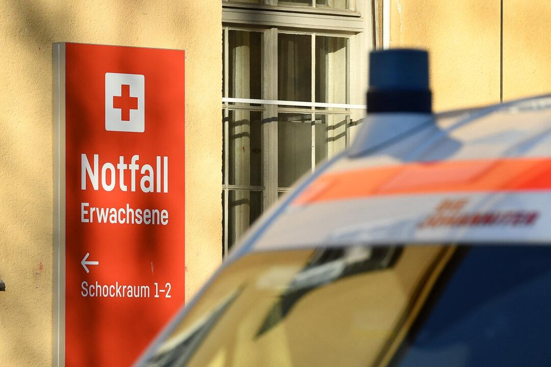 German Boxing Champion Musa Yamak Dies After Suffering Heart Attack During Match