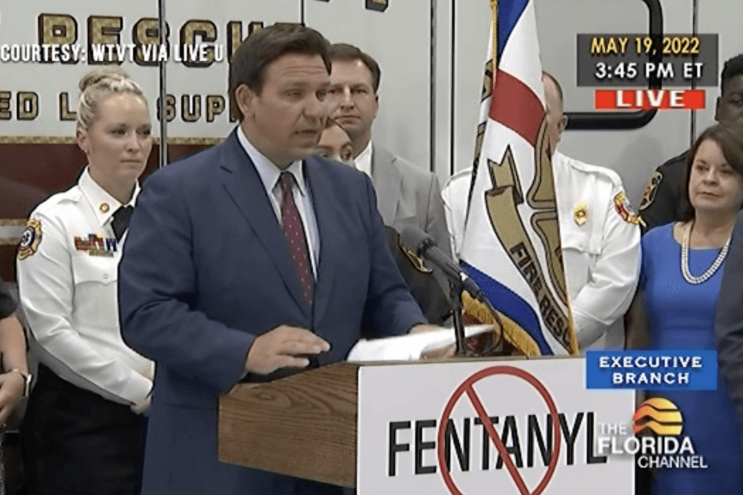 DeSantis Signs Fentanyl, Meth Bill That Enhances Penalties for Trafficking
