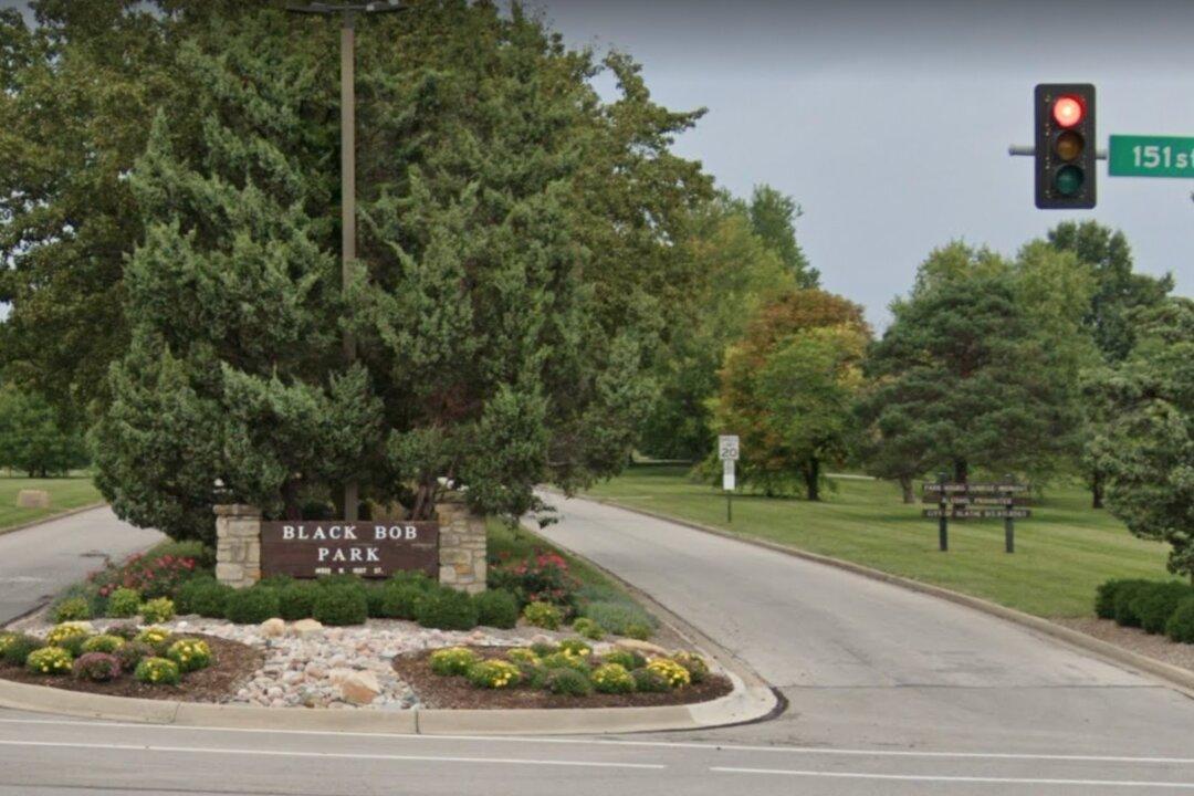 Six Juveniles Charged in Man’s Shooting Death in Kansas