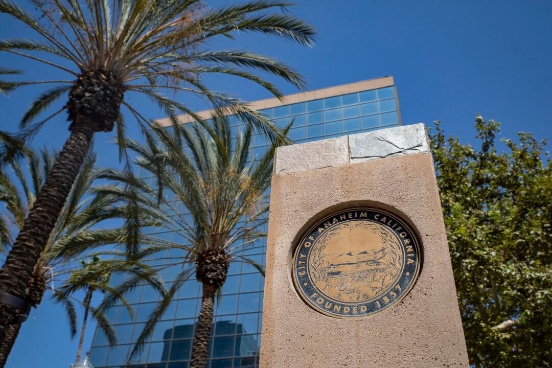 Aitken Leads Anaheim Mayor’s Race as Vote Tallies Roll In