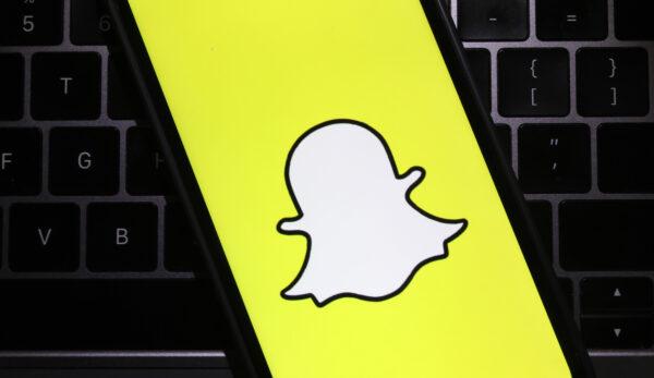 Bank Checks, Photo IDs: Snapchat Reveals How It Will Verify Underage Users