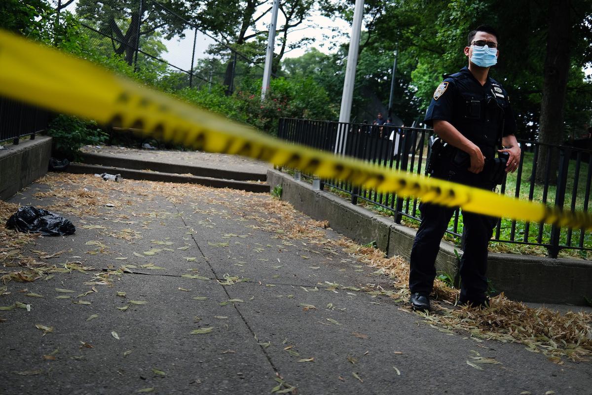 2020 Homicide Spike Unrelated to COVID-19 or Gun Sales, Weaker in GOP Counties: Report