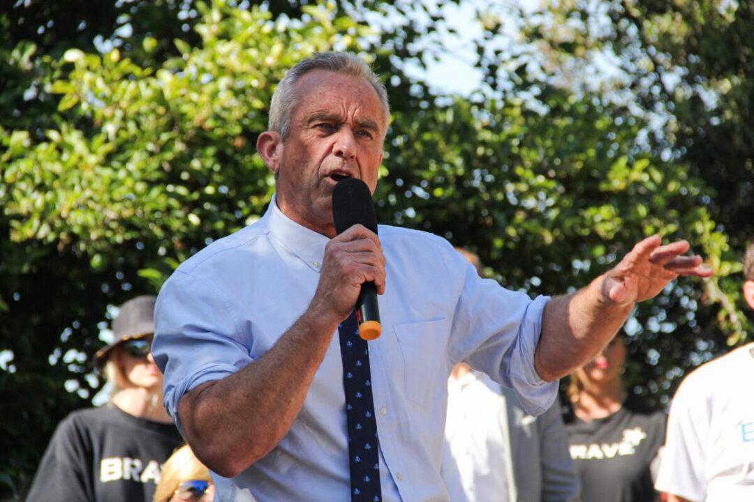 COVID Pandemic Measures Practically Suspended the Bill of Rights: Robert F. Kennedy, Jr.