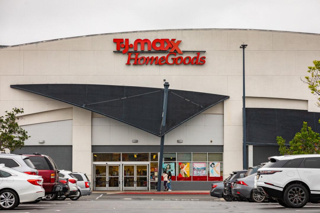 TJX’s Sales and Earnings Growth Steady in a Mixed Retail Sector