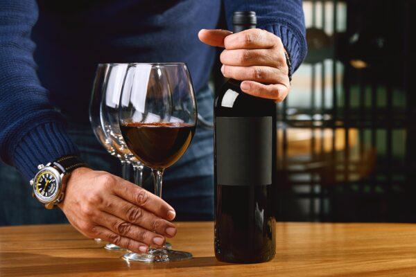Parents, the unemployed or people with insecure jobs were all more likely to drink during the pandemic.