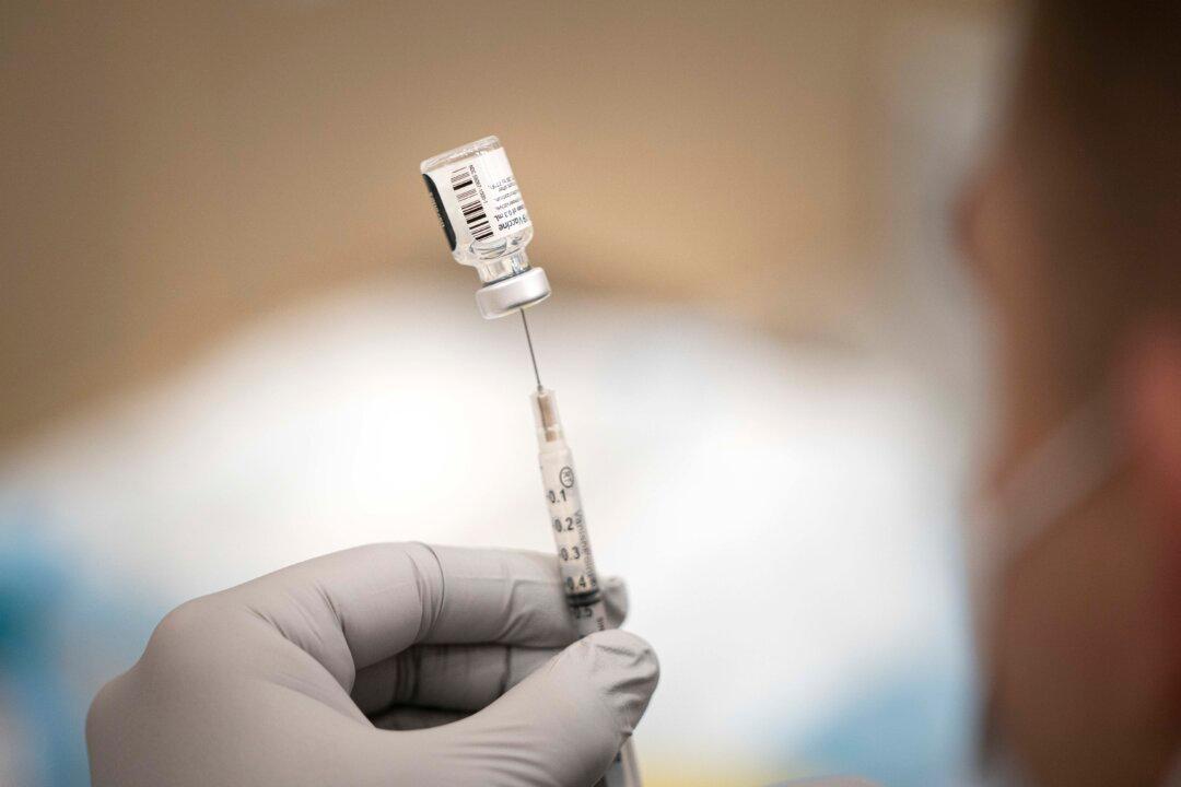 Panel Rejects Navy Attempt to Boot Officer for COVID-19 Vaccine Refusal