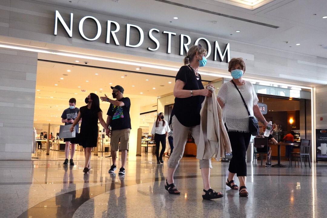4 Nordstrom Analysts React to Mixed Q1 Earnings: ‘We Remain Skeptical’