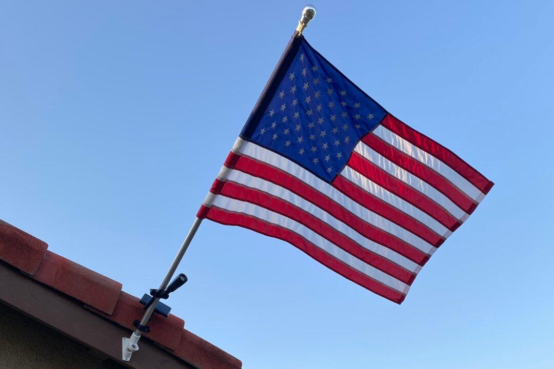 Local Hero Flies Old Glory for Service Members Before Memorial Day