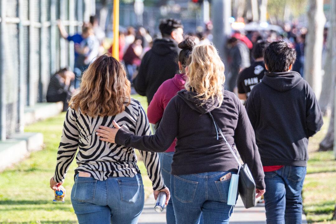 SoCal Schools Work With Law Enforcement After Texas Shooting