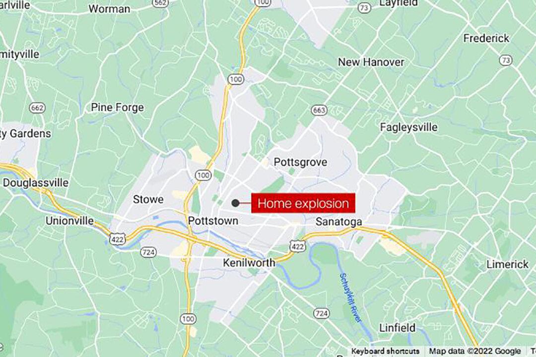 Officials: 4 Dead, 2 Hurt in Pennsylvania Home Explosion