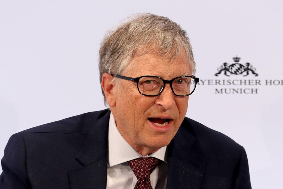 Musk Raises ‘Trust Issues’ on Bill Gates’ Multi-Billion-Dollar Bet Against Tesla