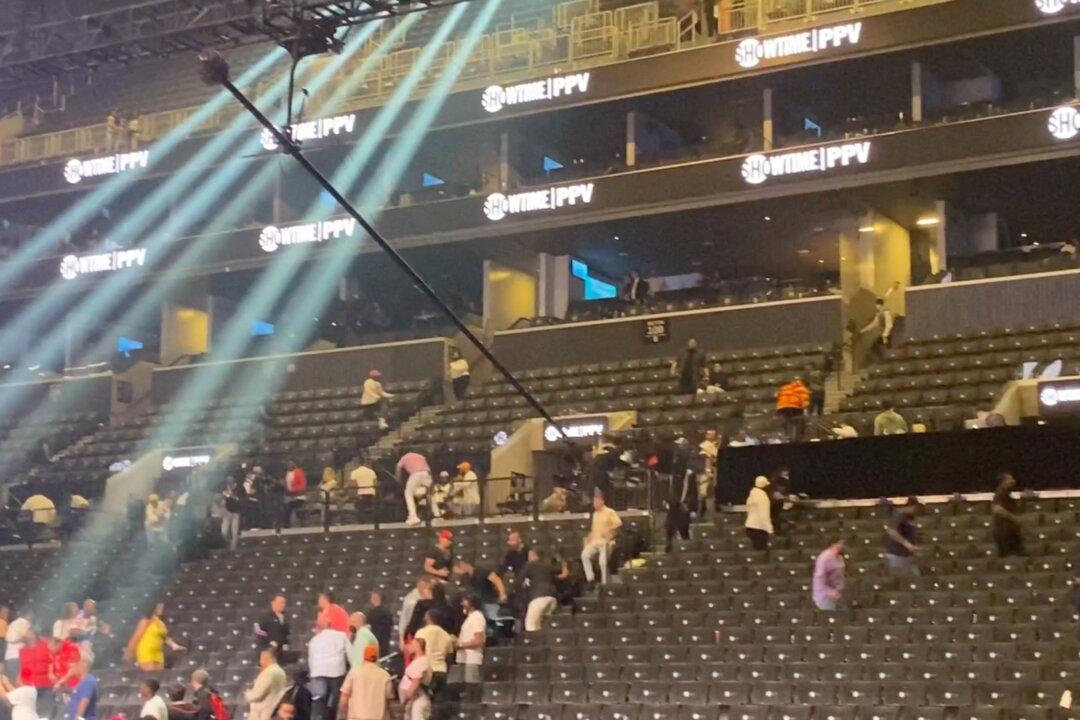 Rumors of Gunfire Cause Panic After New York Boxing Match