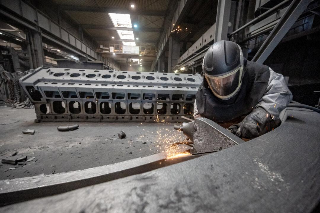 Stagflation Looms as German Business Confidence Slides