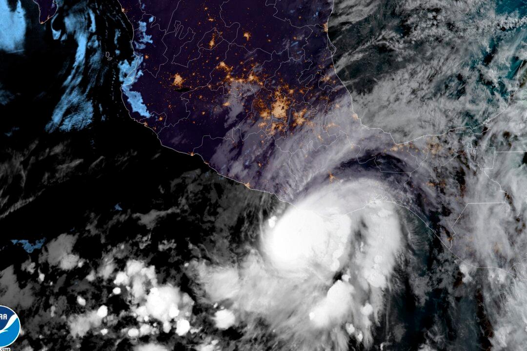Pacific Season’s First Hurricane Makes Landfall in Mexico