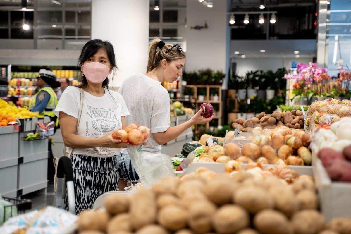 Grocery Cart Inflation ‘Far Exceeding’ Official Rate, Studies Say