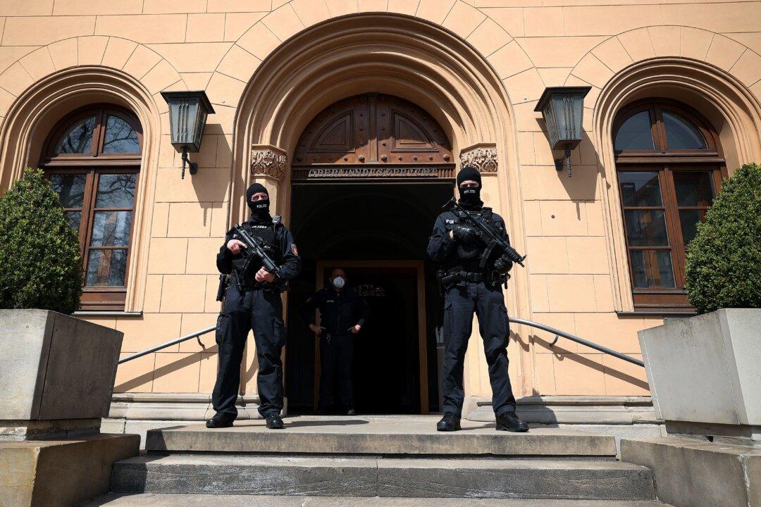 German Court Convicts ISIS Returnee Who Took Daughter to Syria