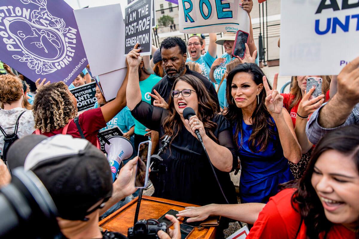 Medical Board Threatens to Revoke Certification of OB-GYNs for Abortion ‘Misinformation’