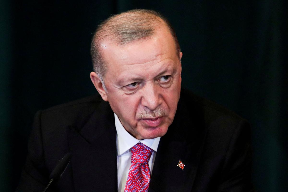 Turkey’s Annual Inflation Surges 73.5 Percent to 24-Year High