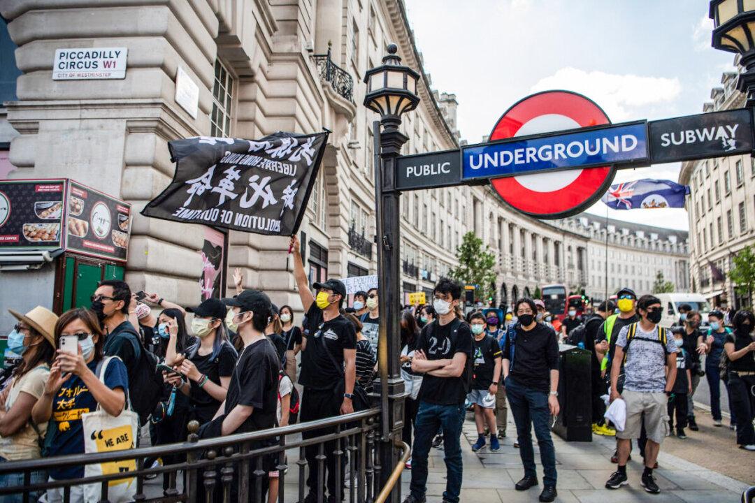 Most New Hong Kong Immigrants to UK Doing Well Mentally, but 1 in 4 Have PTSD Symptoms: Survey