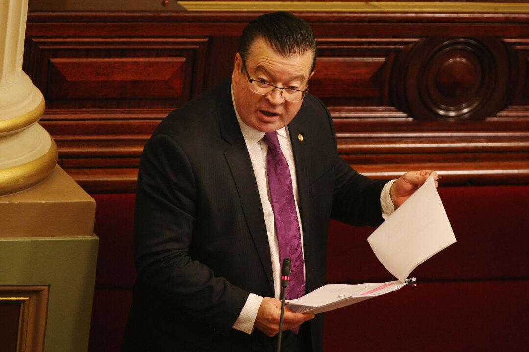 Expelled Liberal MP Bernie Finn Becomes Democratic Labour Party Leader for Victoria