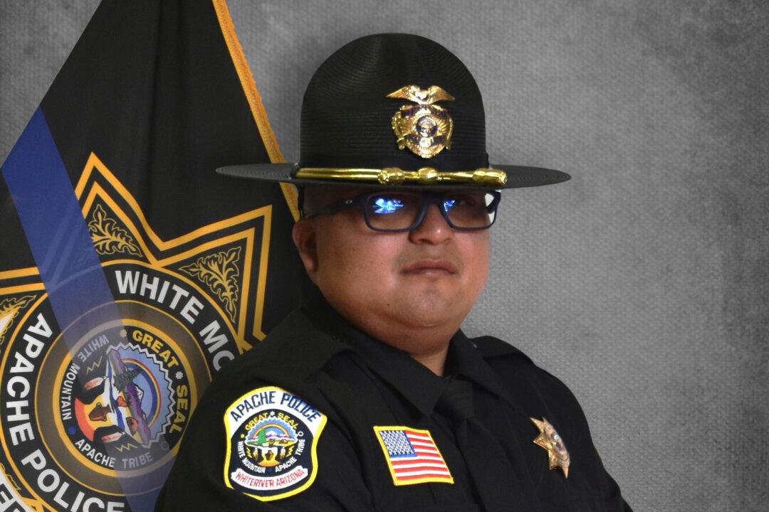 1 Tribal Officer Killed, 1 Wounded in Arizona Shootings