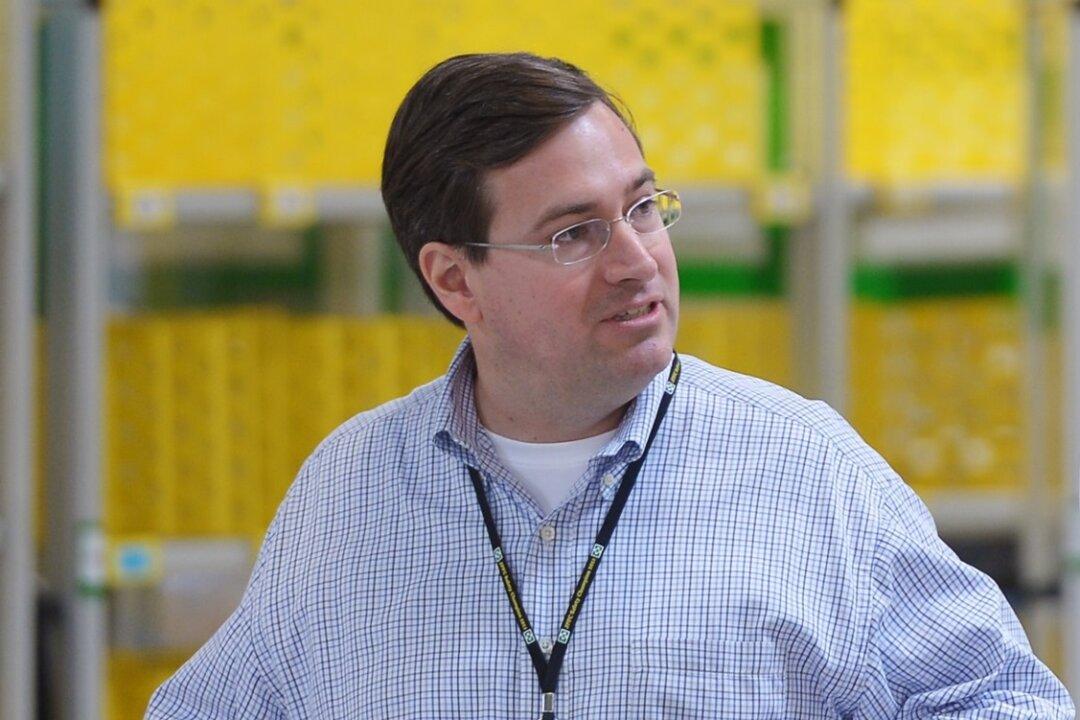 Amazon CEO of Worldwide Consumer Business Resigns After 23 Years: ‘It’s Time for Me to Build Again.’