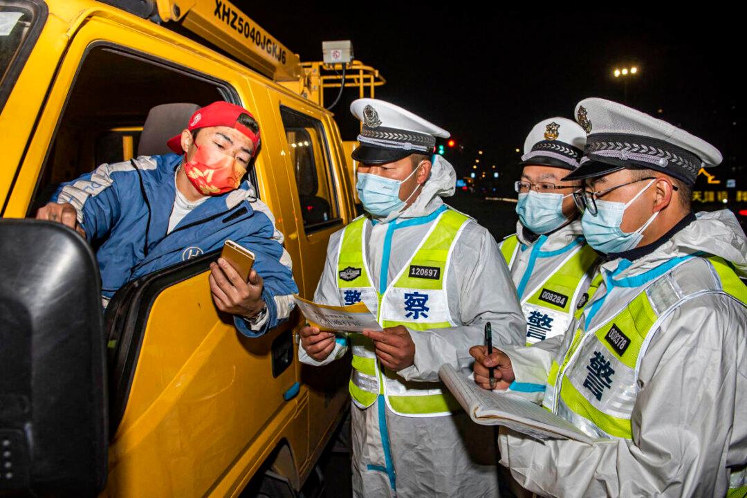 CCP Threatens Death Penalty for COVID-19 Infected Who Cross Into China