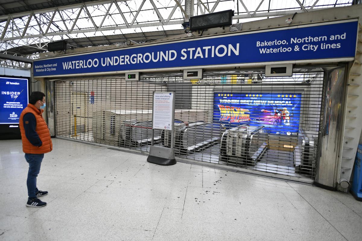Downing Street Condemns Strike Action on London Underground