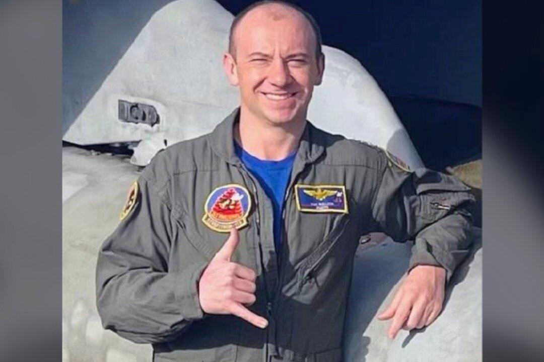 US Navy Identifies Pilot Killed in California Fighter Jet Crash