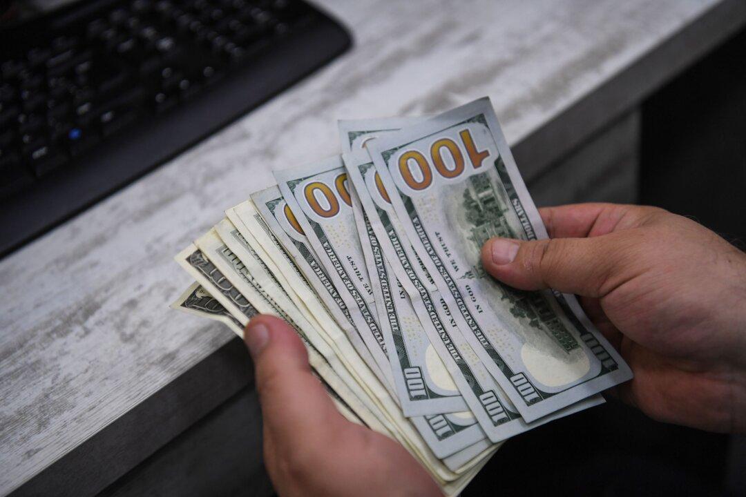 15 Ways to Raise Money for Your Business