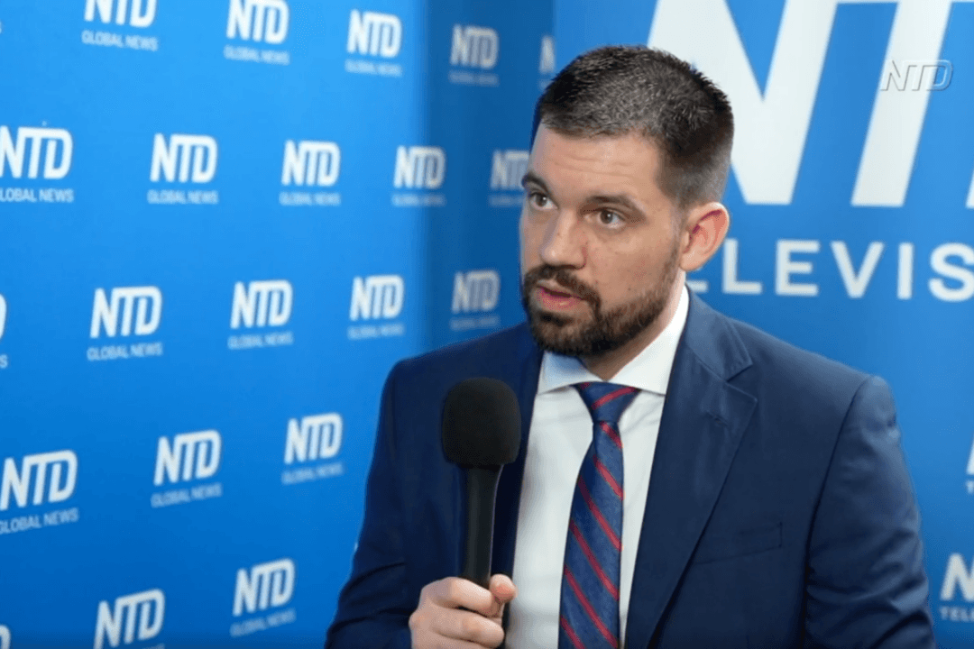 State Farm Remains a ‘Creepy Neighbor’ After Transgender Book Backlash, Consumer Group Head Says